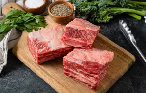 Natural American Wagyu Beef English Cut Short Ribs (2 pkgs)