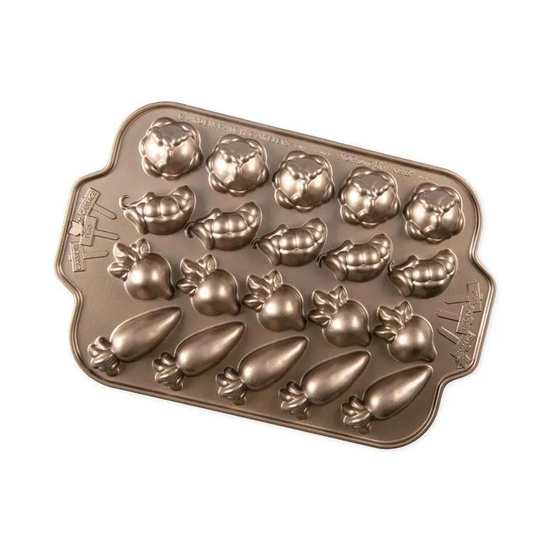 Nordic Ware Garden Patch Cakelet Pan