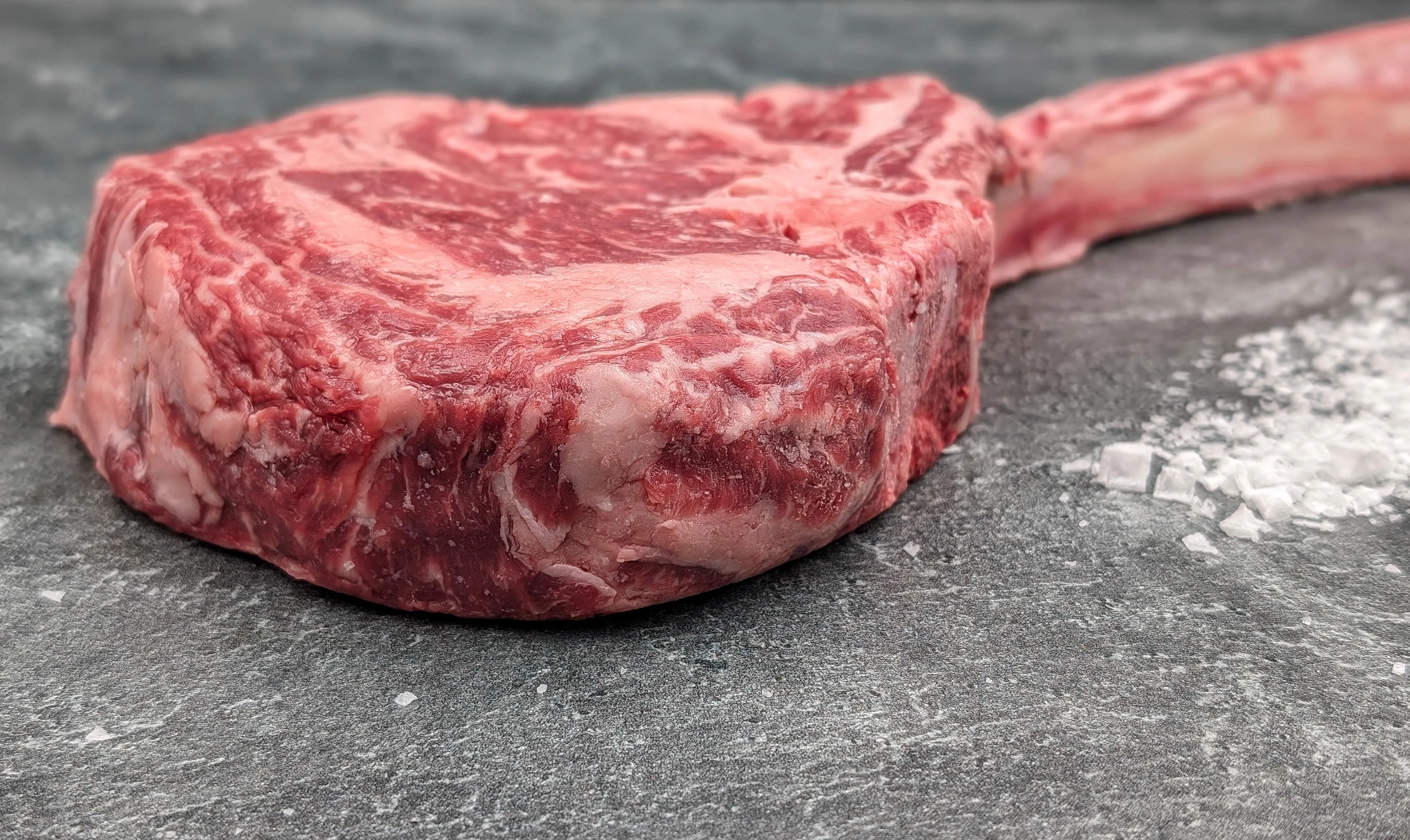 Tomahawk Steak | BMS 6-7 Wagyu