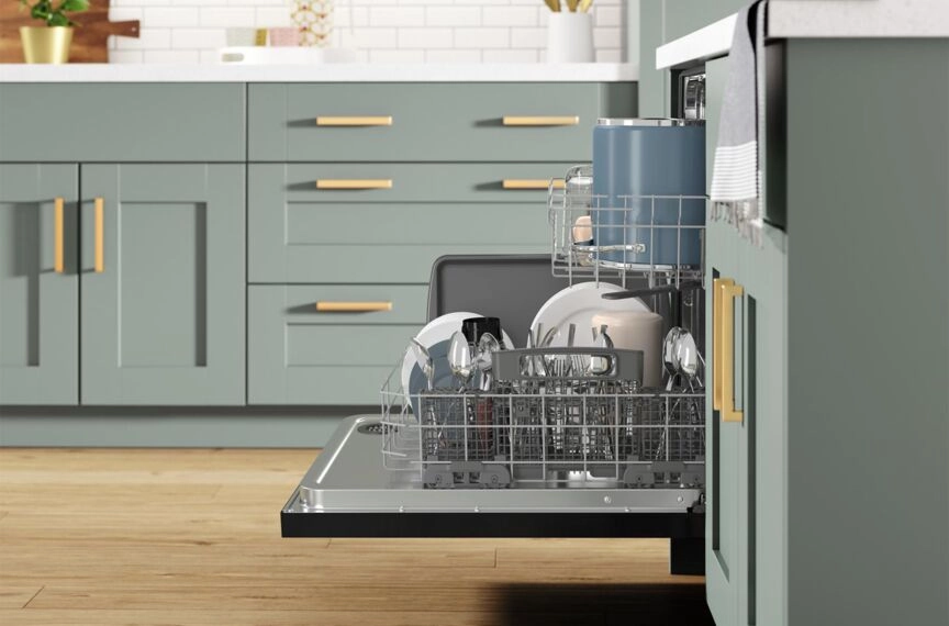 Whirlpool Black Dishwasher with Deep Top Rack (50 dBA) - WDT740SALB